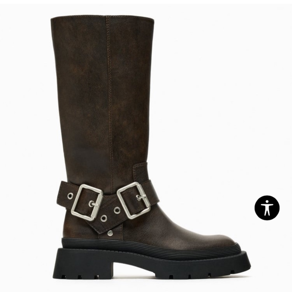 Zara Buckled Flat Lug Sole Boots Moto Boots Size 9 (fits like 9.5)